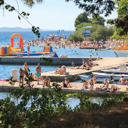 Beautiful In Skabrnja Ferienhaus