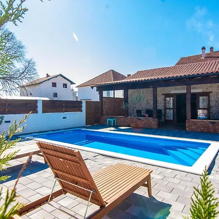 Beautiful In Skabrnja Vikendica