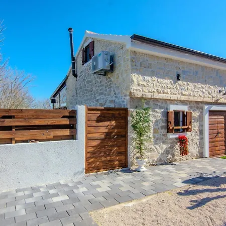 Beautiful In Skabrnja Skabrnje