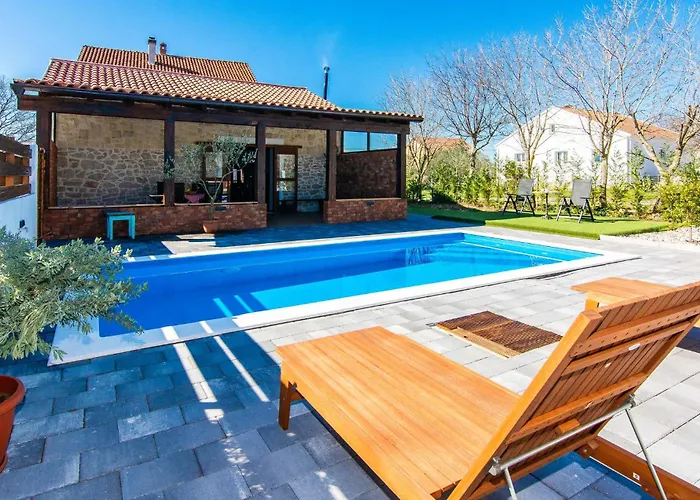 Beautiful In Skabrnja Skabrnje