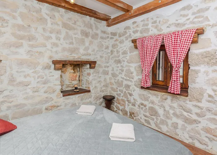 Beautiful In Skabrnja Vikendica Skabrnje